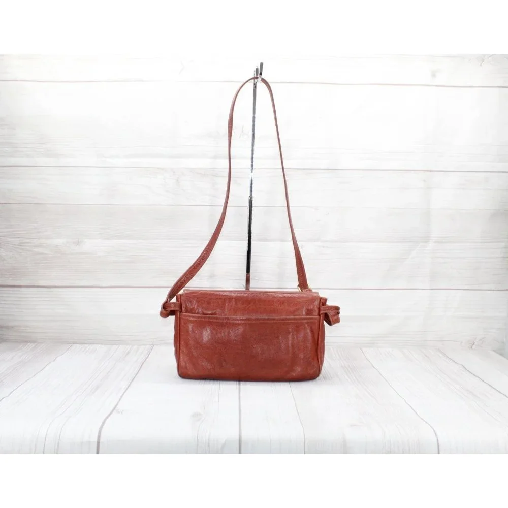 Beggar’s Pouch Brown Distressed Leather Flap Compartment Crossbody Bag - Picture 8 of 9